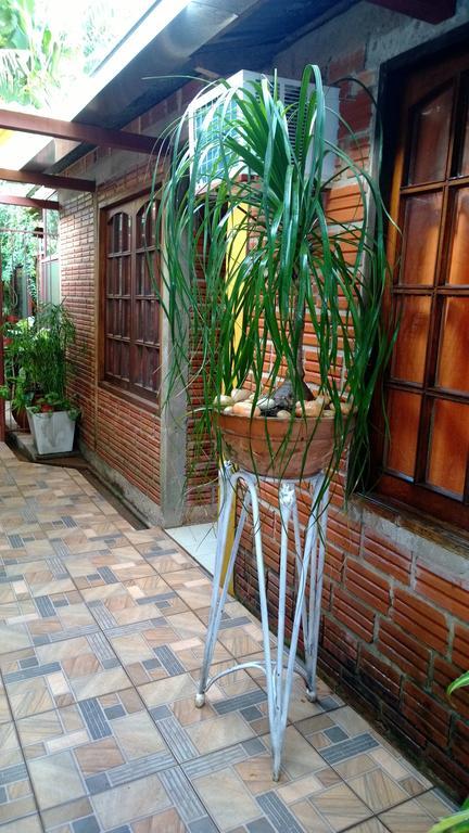 Posada Portal Del Iguazu ปูแอร์โตอีกวาซู ภายนอก รูปภาพ
